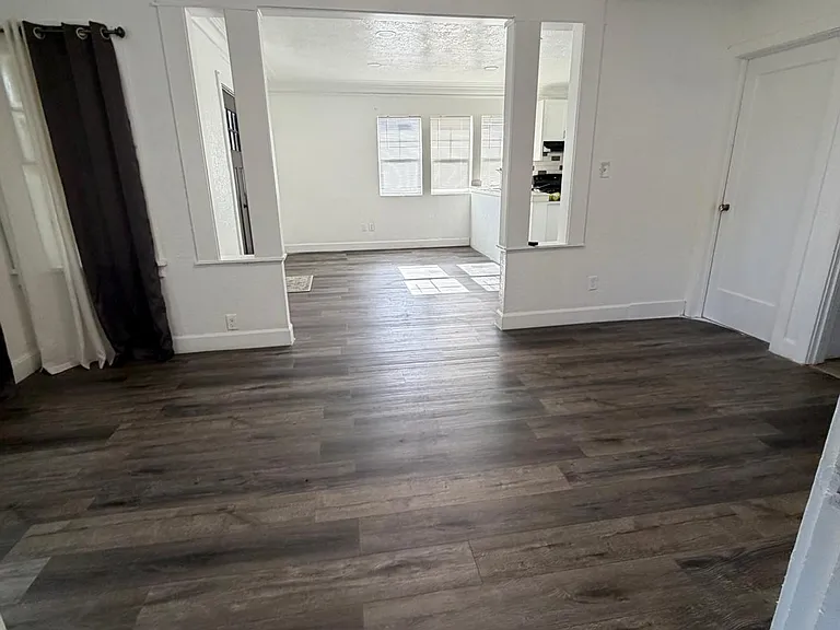 2158 Olive St — Photo 12