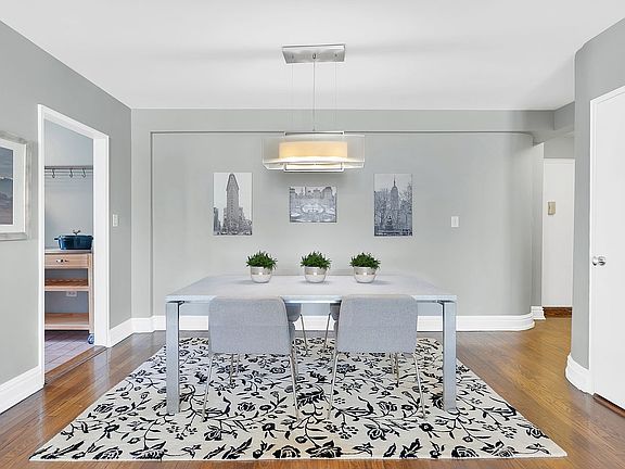 3rd image of 60 E 9th St APT 518