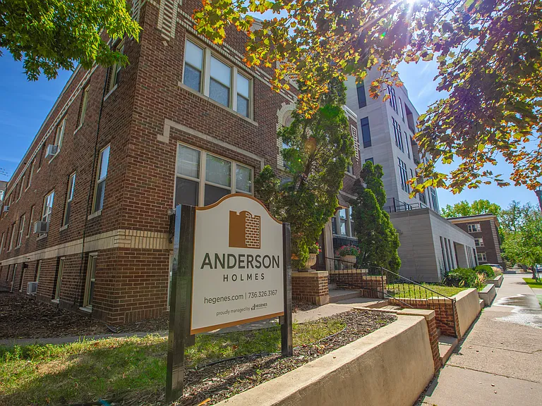 Anderson Holmes — Photo 6