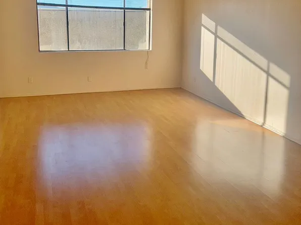 121 S Pacific Ave, Glendale, CA