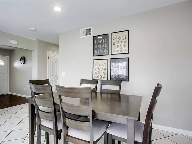 10584 Bandell Ct — Photo 14