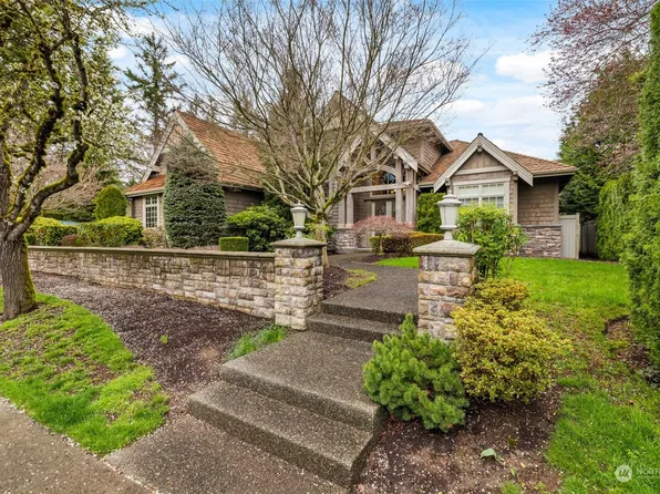 2132 279th Drive SE, Sammamish, WA 98075
