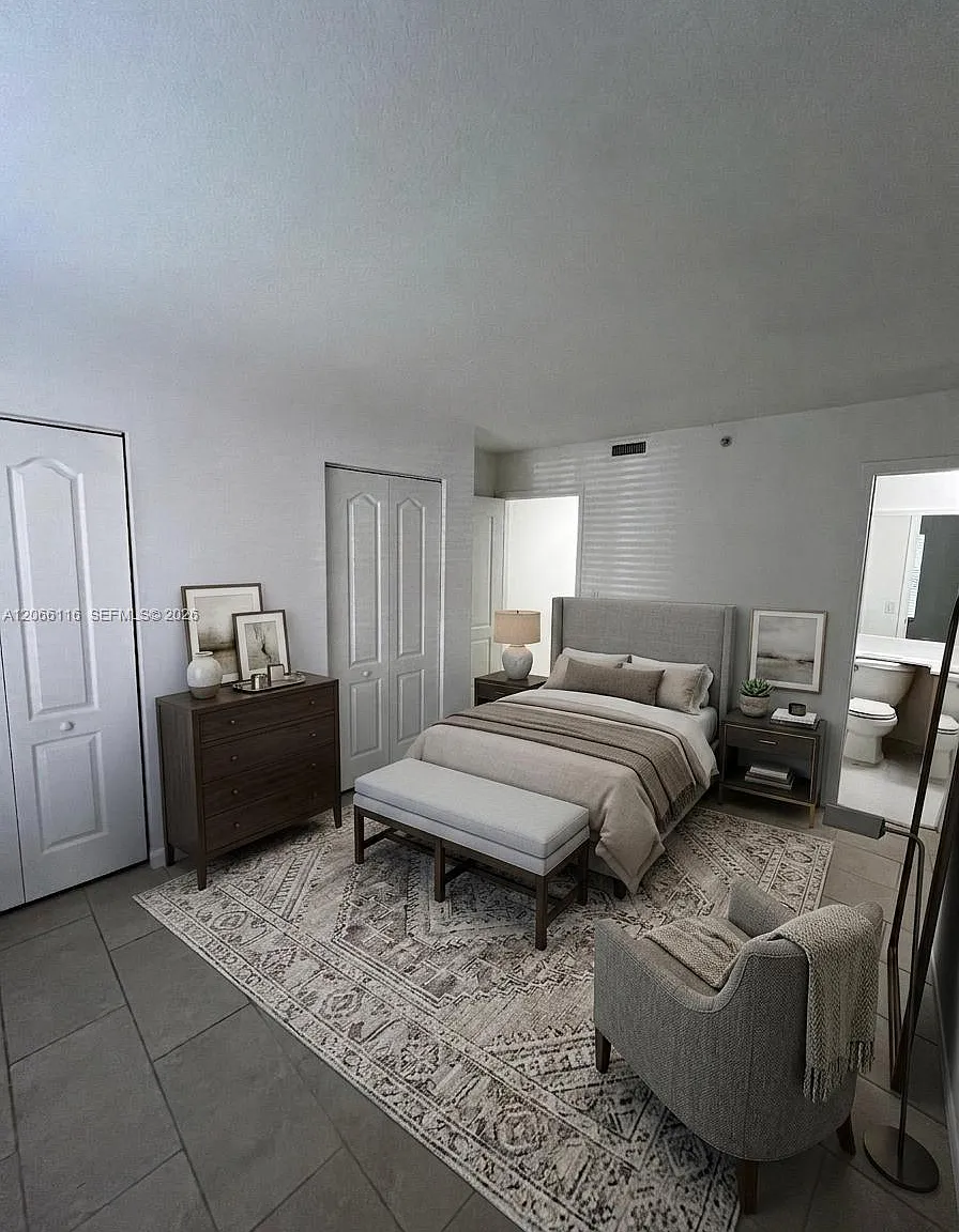 The Shamrock Condo — Photo 3