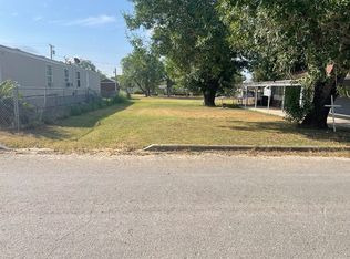 273 Avenue D, Poteet, TX 78065