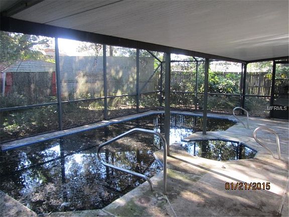 5th image of 101 S Sunland Dr