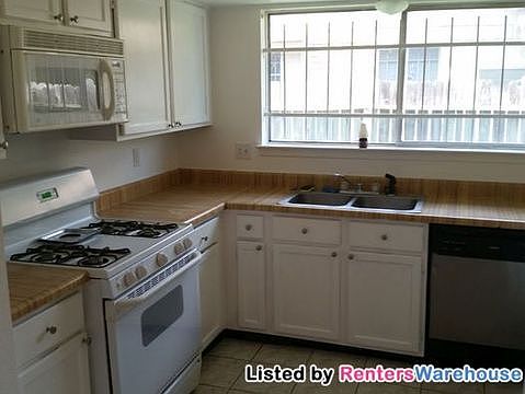 5th image of 14715 Carriage Park Dr
