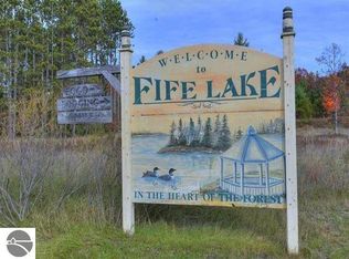 4 & 5 Bourne Rd SW, Fife Lake, MI 49633