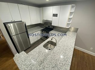 140 Boylston St #A8, Boston, MA 02116