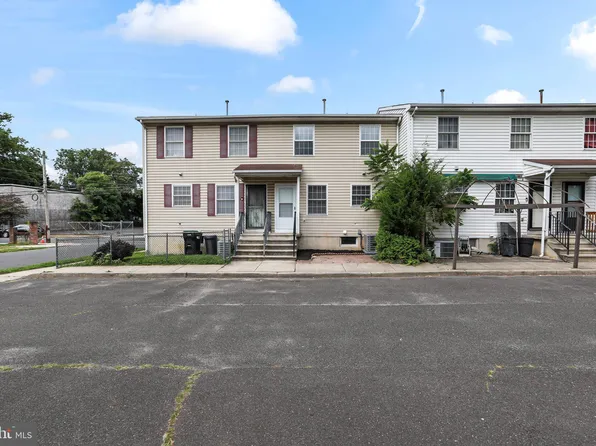 146 Girard Ave, Trenton, NJ 08638