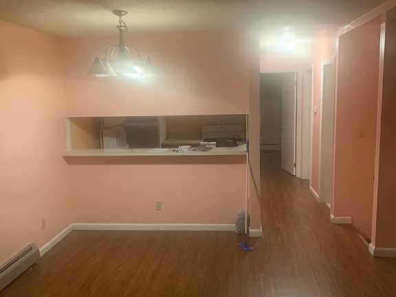 2nd image of 1345 Hoe Ave Floor 2