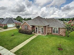 223 Fairview Dr, Brandon, MS 39047