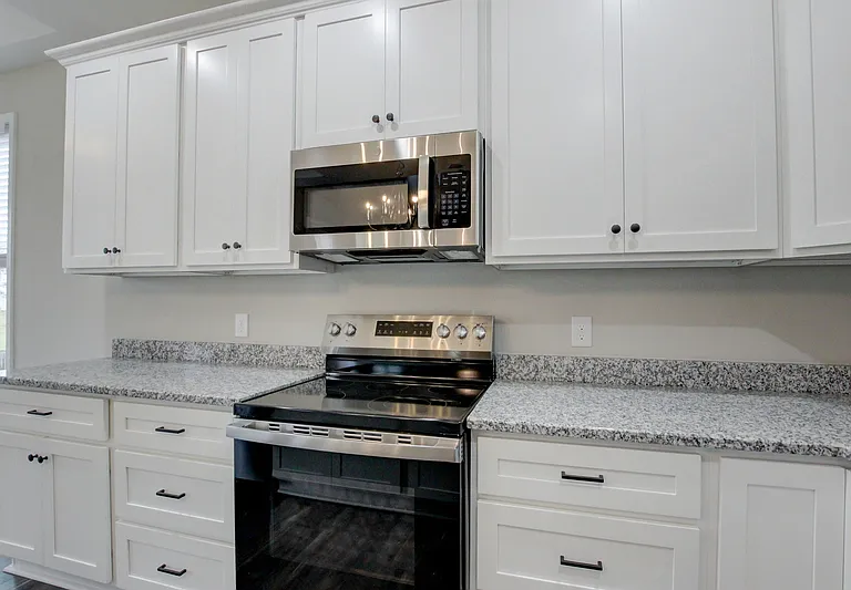 128 Riverbend Dr — Photo 30