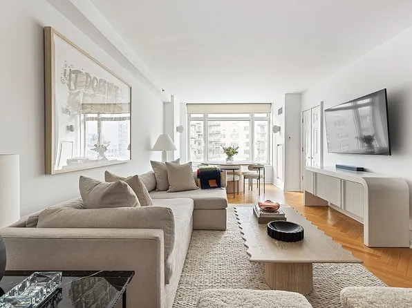 205 E 85th St APT 8L, New York, NY 10028