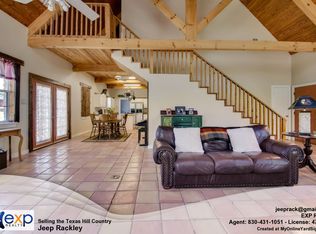 211 Hidden Oaks Dr, Bulverde, TX 78163