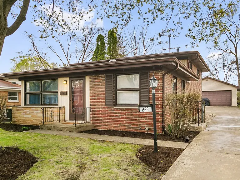 228 Kenloch Ave — Photo 34