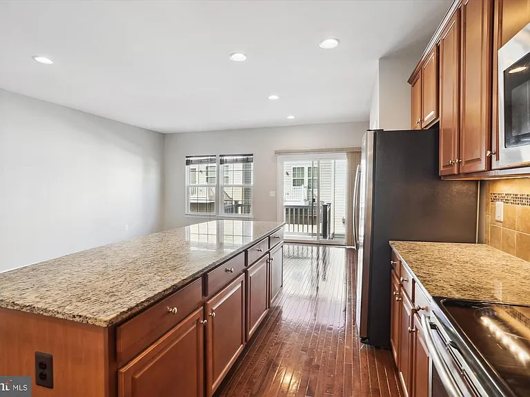 7106 Santa Cruz Pl — Photo 13