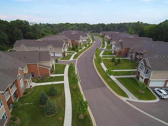 4th image of 1090 Academy Dr #6-072C