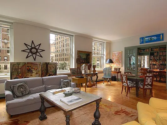 Sold by Sotheby's International Realty | media 14