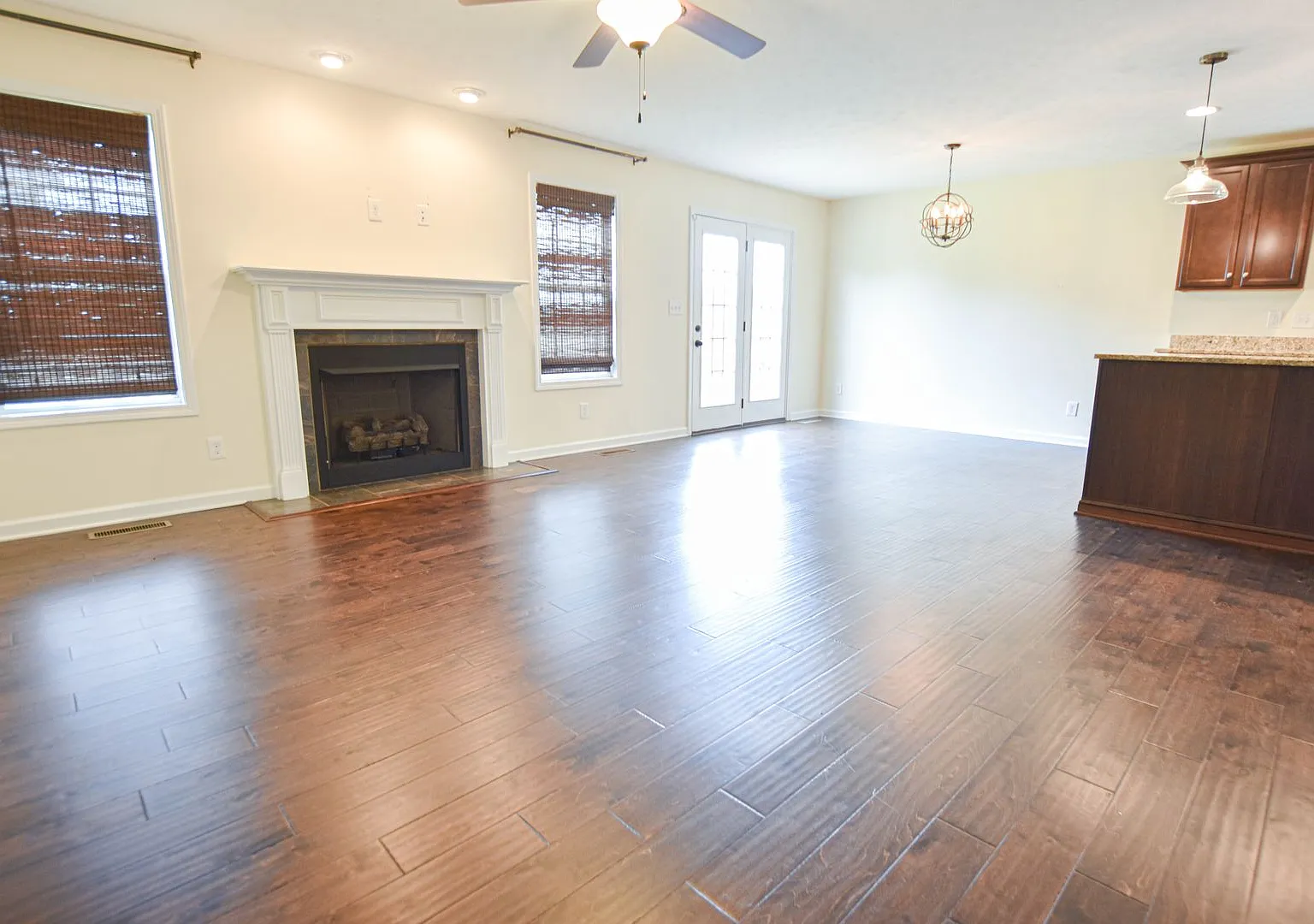 Pet Friendly Four Bedroom! — Photo 2