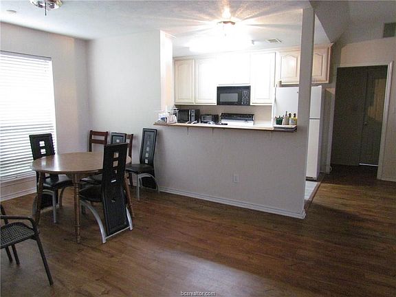 4th image of 1816 Brothers Blvd APT 5