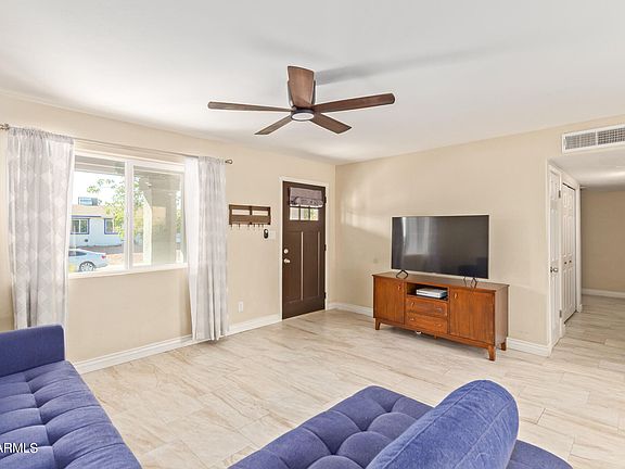 5th image of 17437 N 8th Ave