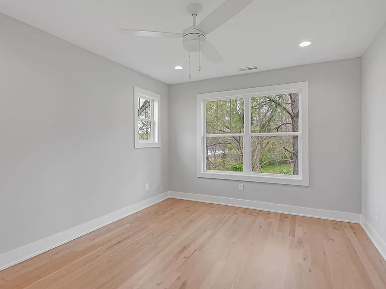 1804B Overton St — Photo 12