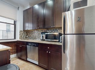 21-16 35th St #1C, Astoria, NY 11105