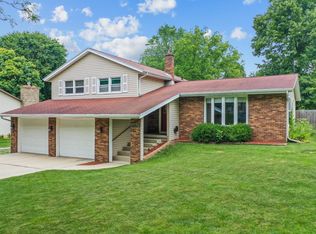 158 Winchester Way, Green Bay, WI 54302