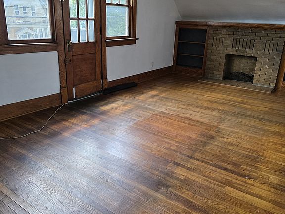 3rd image of 688 Minnesota Ave Floor 2
