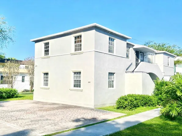 2371 SW 27th St, Miami, FL 33133