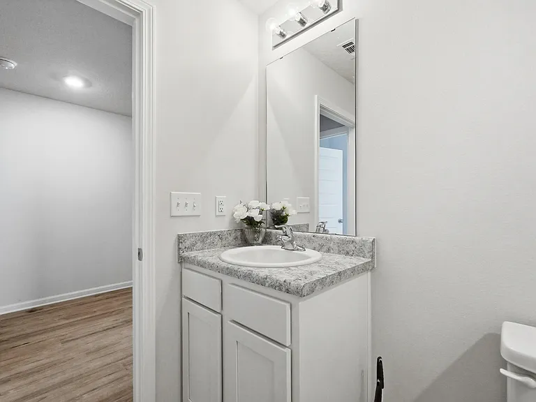 5367 Peach Dr — Photo 11