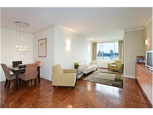 Sold by Douglas Elliman | media 20