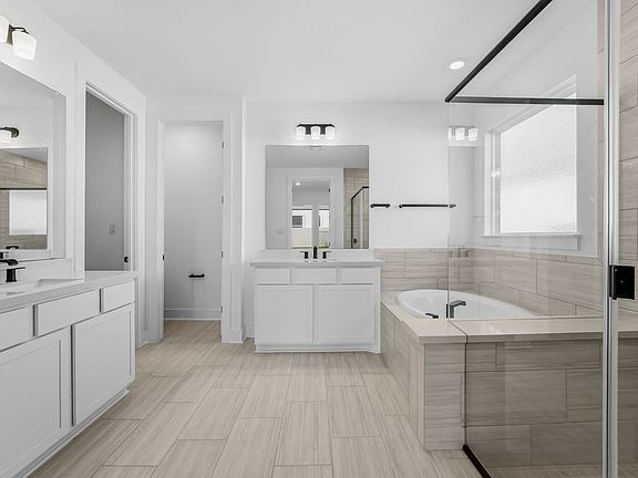 5th image of 105 Belanger Canyon Dr