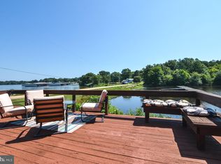 448 Mattox Ave, Colonial Beach, VA 22443