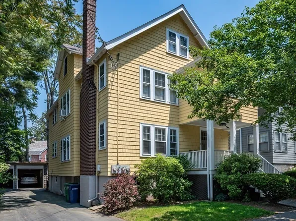 17 Newtonville Ave #2, Newton, MA 02458