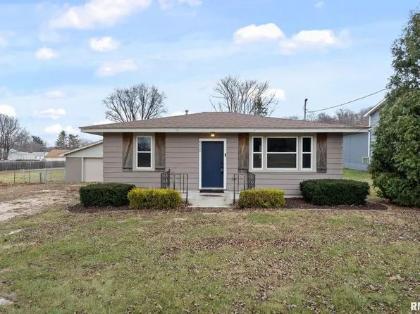 510 18th St, Rapids City, IL 61278