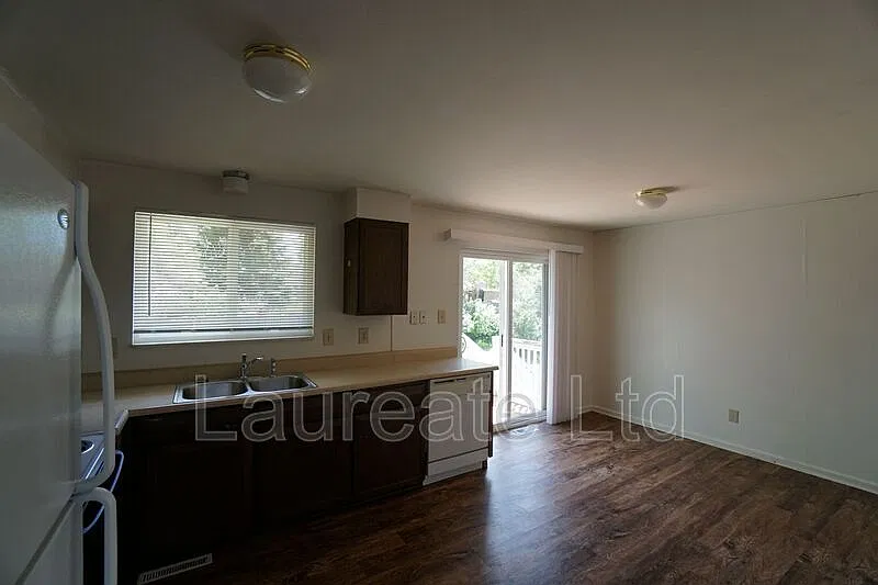 2 bed, 1.0 bath, 1764 sqft, $2,495 — Photo 4