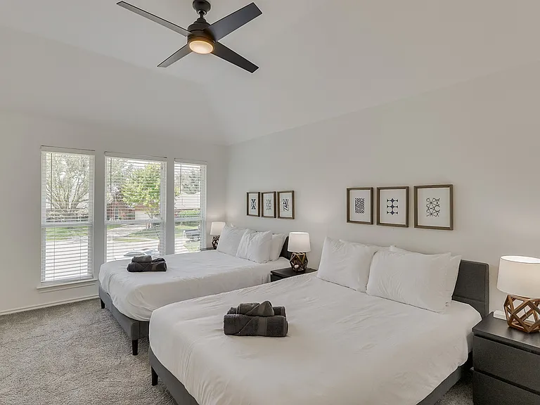 5604 Hill Haven Ct — Photo 16