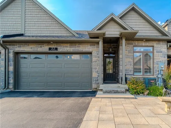 59 Cedar St #22, Brant, ON N3L 0H7