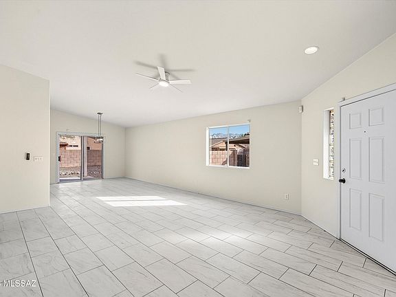 5th image of 2202 W Burlwood Way