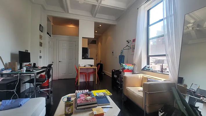 Rented by Julien Aractingi, LREB | media 15