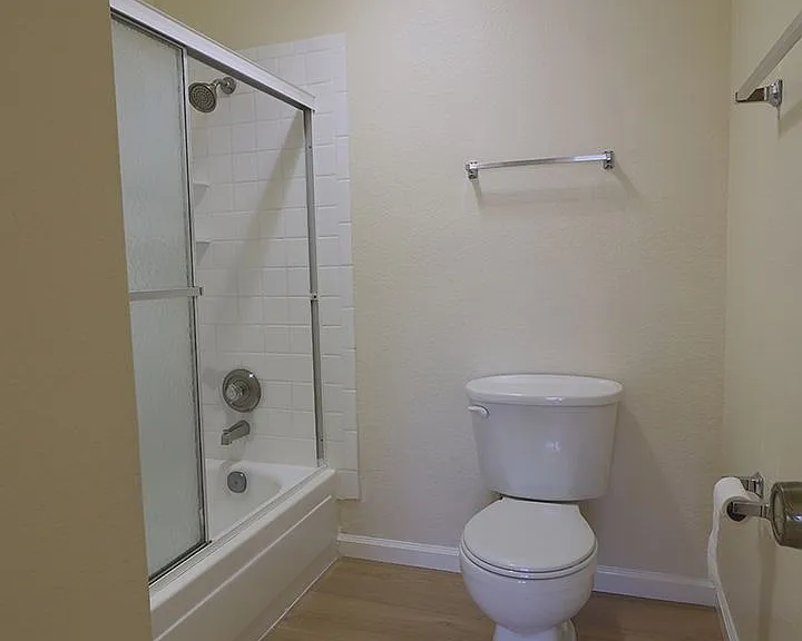 3635 Kindred Ave — Photo 13