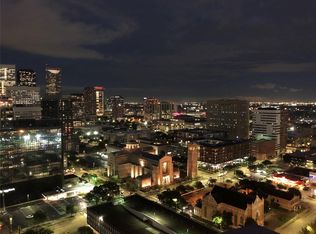 2016 Main St APT 2501, Houston, TX 77002