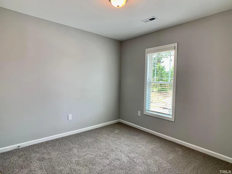 141 Diploma Dr — Photo 14