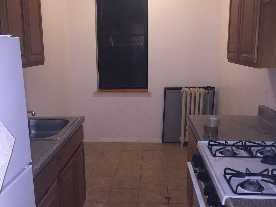 1st image of 205 Sea Breeze Ave APT 1D