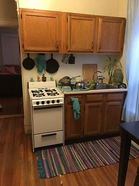 Studio, 800 sqft, $1,050 — Photo 2