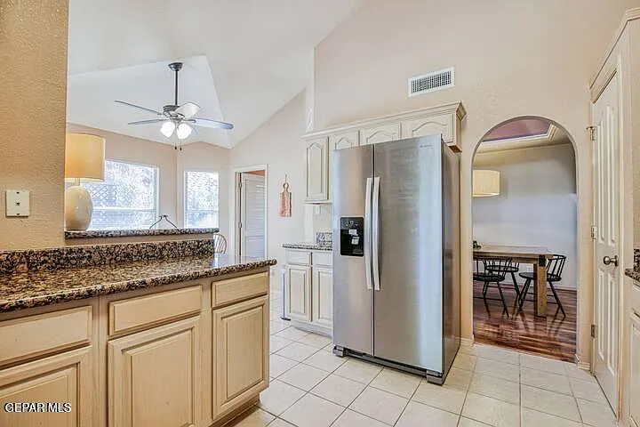 605 Rosinante Rd — Photo 3