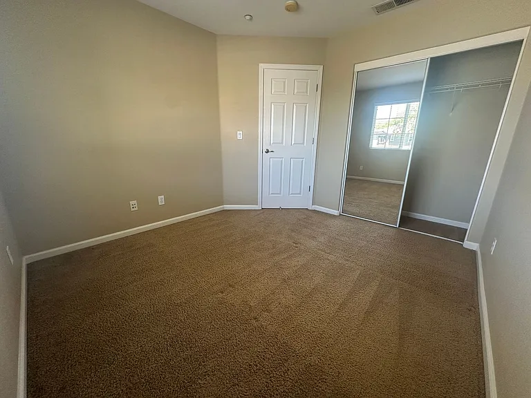 1377 Reagan Way — Photo 13