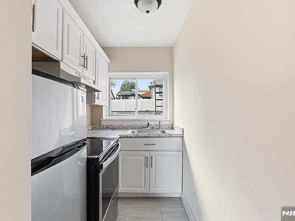 5th image of 207 Polifly Road #4