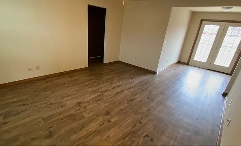 408 Boston St — Photo 12